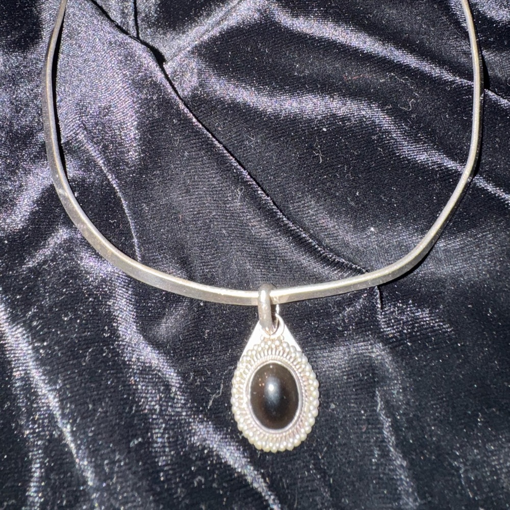Elegant Silver and Black Pendant Necklace